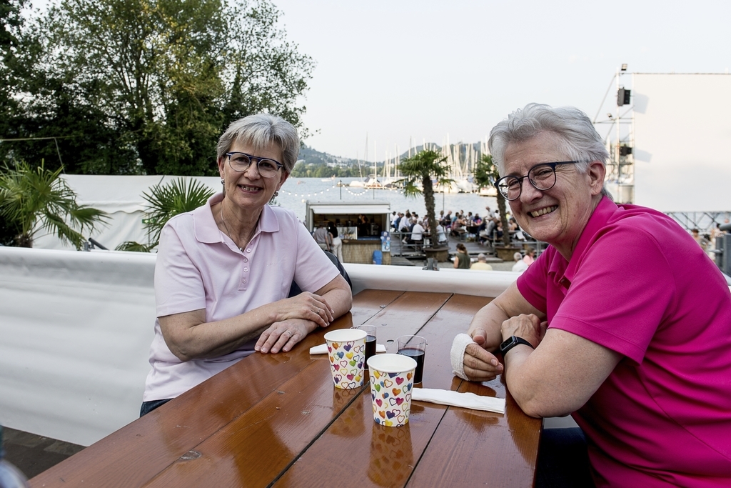 «Einige Stunden Ferienstimmung», meinten Marlis Portmann (links) und Brunhilde Ahle zur Atmosphäre im Tribschen.