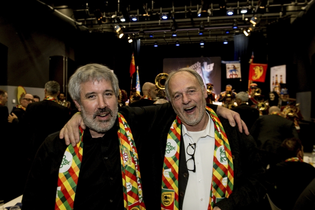Von der Guuggenmusig Dracheschwänz (von links): Laurin Felder, Nando Ming, Jan Bernet und Nils Bernet haben ein neues Sujet selber gebastelt und sind für die Fasnacht 2022 bereit.