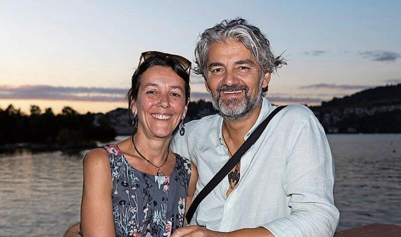 «Frisch verliebt»: Das Abendrot-Foto passt demzufolge bestens für Judith Meier und Giuseppe Duca, Stammgäste des Open-Air-Kinos.