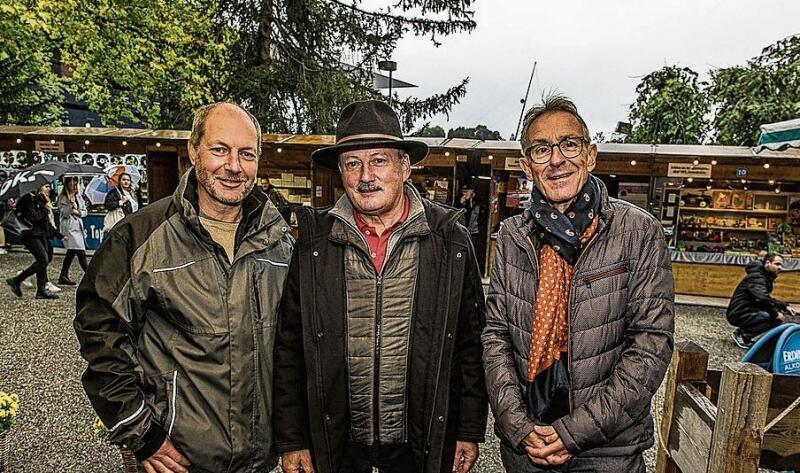 Die IG Luzerner Herbstmesse erwartet gegen 400 000 Besucher:innen (von links): Pius Suter, Vizepräsident, Sepp Moser, Fachverantwortlicher Schausteller, und Rico De Bona, Präsident.