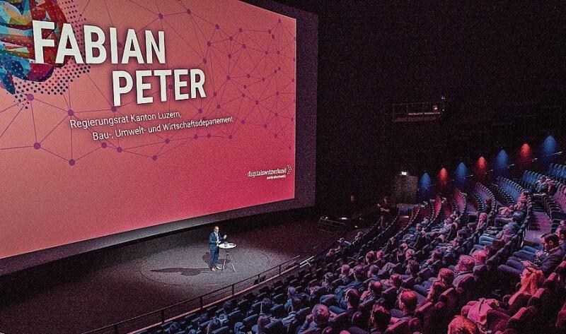 «Digitalisierung und digitale Vernetzung brauchen Strom und Energie. Das macht uns auch abhängig und verletzlich», erklärte Fabian Peter, Regierungsrat des Kantons Luzern.
