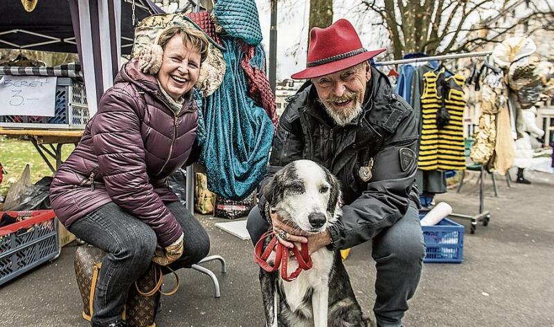 Patricia und Roli Essig mit Alina erzählten lachend, Alina würde gerne als Eisbär an die Fasnacht gehen, sie hätten sich dann aber auf Schlittenhund umentschieden.