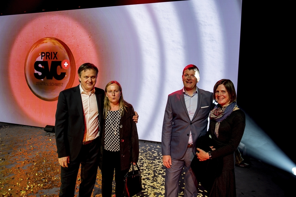 Die Bekanntheit von Elbatech AG sei bei zukünftigen Mitarbeitern gestiegen, erzählen Stefan Franzen, Luzia Schiller Franzen, Florian und Debora Reichmuth (von links).